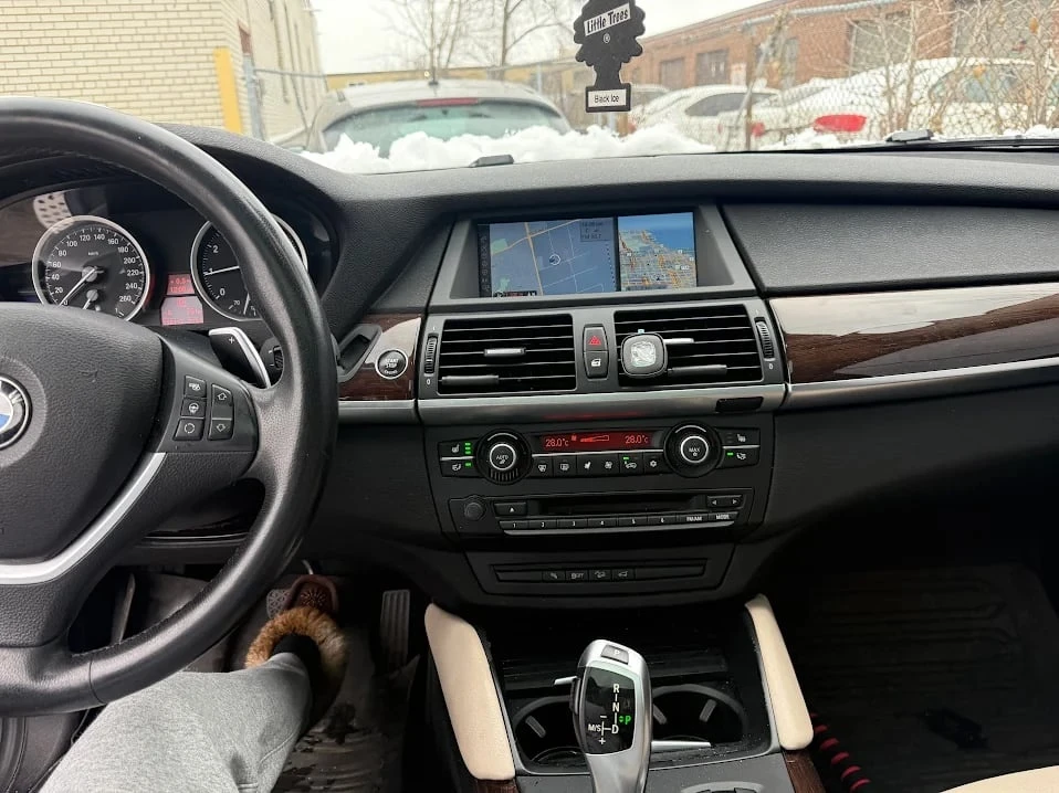 BMW X6 * xDrive35i * CARFAX * ���� �� �� | Mobile.bg � ����������� 10