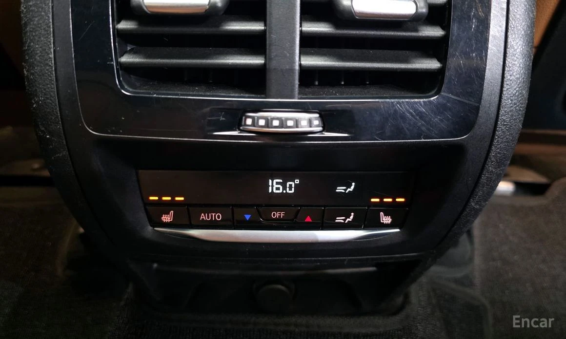 BMW X4 20d* M SPORT* LASER* HEAD-UP* HARMAN* ПАНОРАМА, снимка 14 - Автомобили и джипове - 54258314