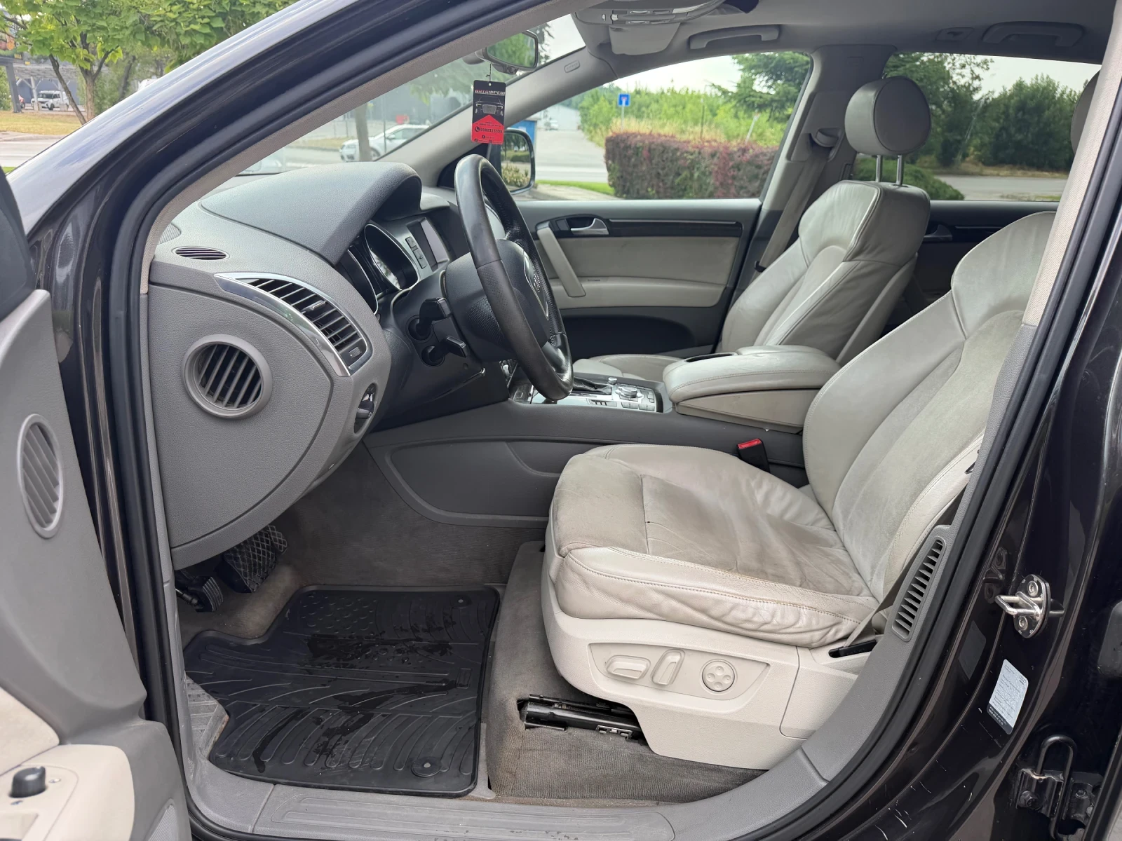 Audi Q7 Q7 3.0 Dizel, снимка 9 - Автомобили и джипове - 55149600