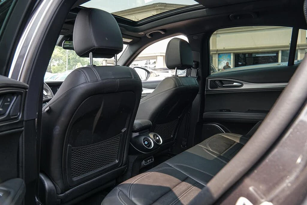Alfa Romeo Stelvio VELOCE, снимка 16 - Автомобили и джипове - 55525875