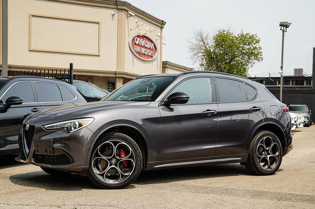 Alfa Romeo Stelvio VELOCE