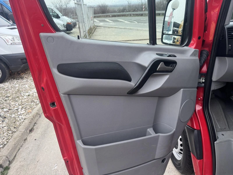 VW Crafter 166000км.!!!!, снимка 12 - Бусове и автобуси - 53444849