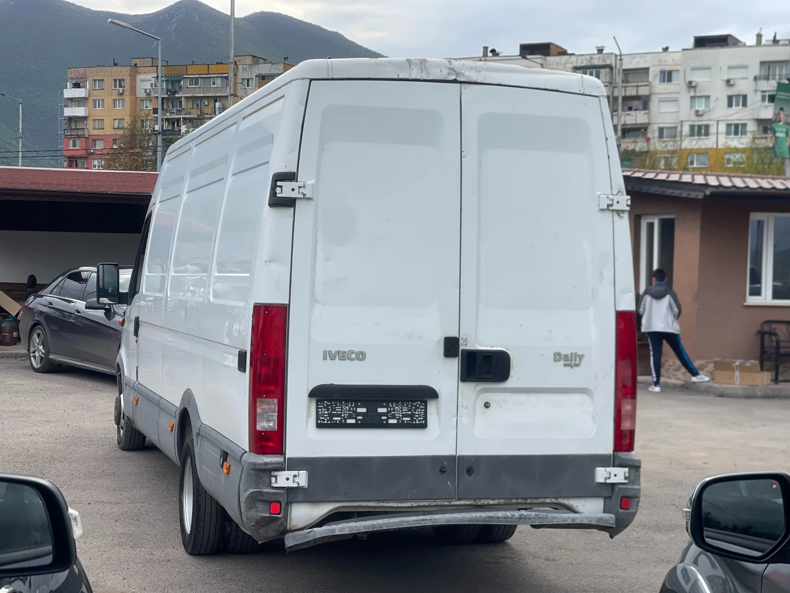 Iveco 35c13 2.8TDI, снимка 4 - Бусове и автобуси - 54379384