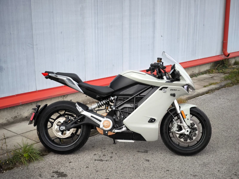 Zero SR-S, снимка 2 - Мотоциклети и мототехника - 51909183