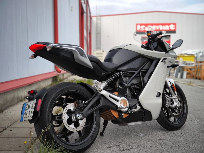 Zero SR-S, снимка 3 - Мотоциклети и мототехника - 51909183