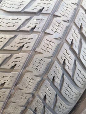 Гуми Зимни 235/60R18, снимка 6