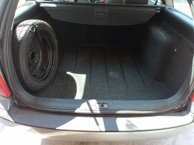 Skoda Octavia 1.6 i, снимка 4
