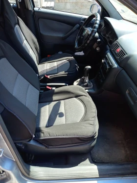 Skoda Octavia 1.6 i, снимка 7