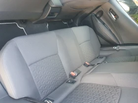 Toyota Corolla 1.8Hubrud  AUT LED NAVI KAMERA PODGREV, снимка 14