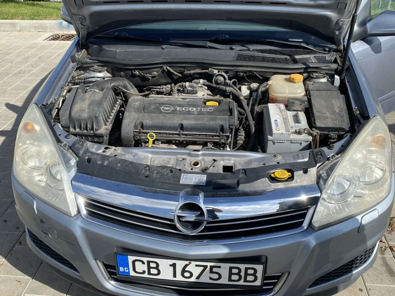 Opel Astra, снимка 15 - Автомобили и джипове - 48023146