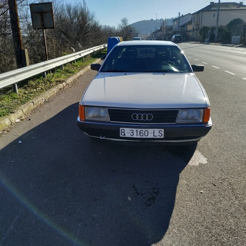 Audi 100 2.2i, снимка 2 - Автомобили и джипове - 48024964