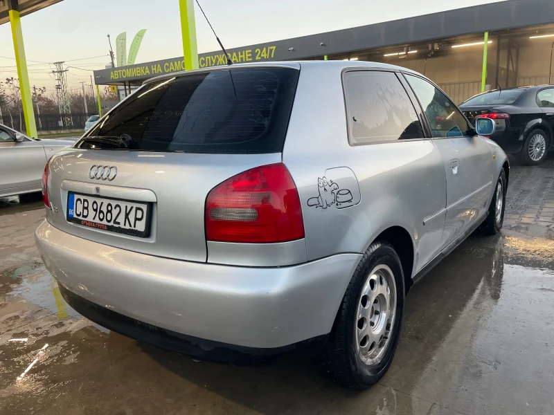 Audi A3 1.6 AKL, снимка 4 - Автомобили и джипове - 48104092