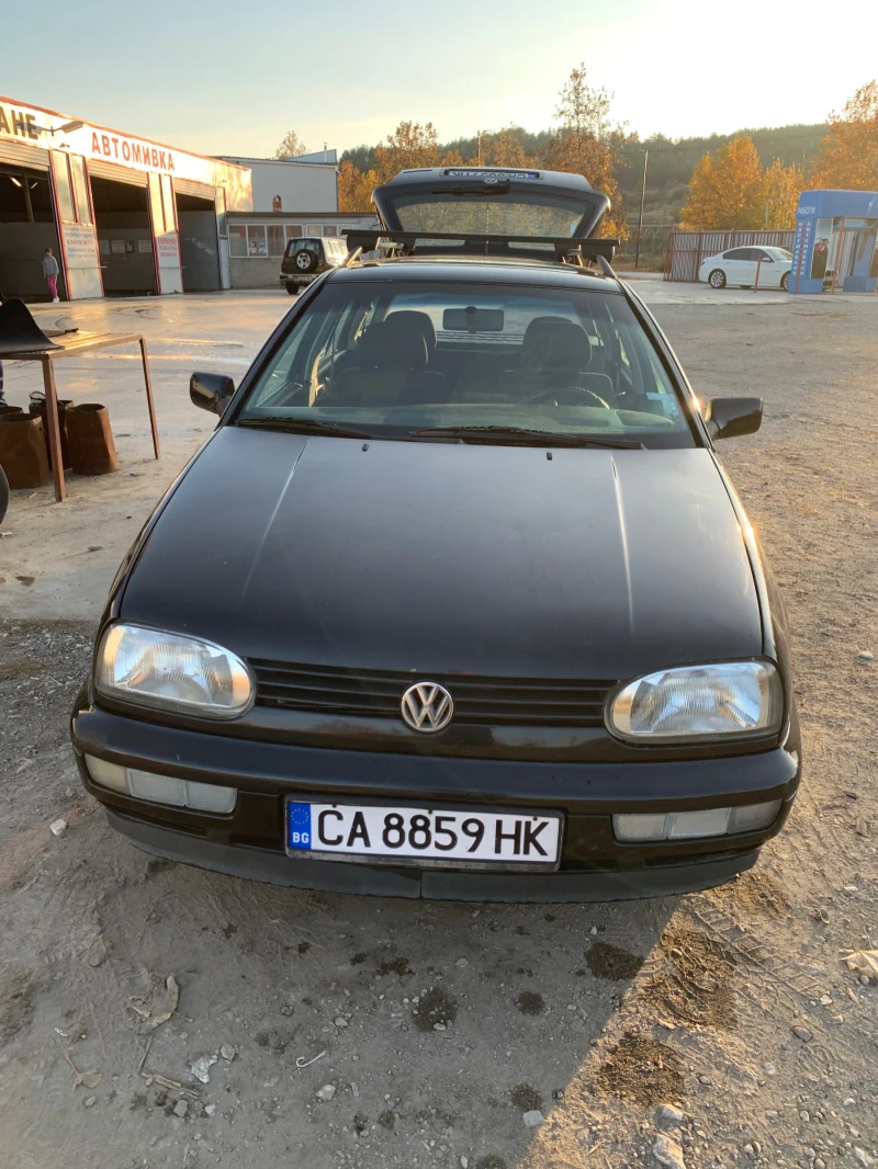 VW Golf Joker, снимка 1 - Автомобили и джипове - 48359666