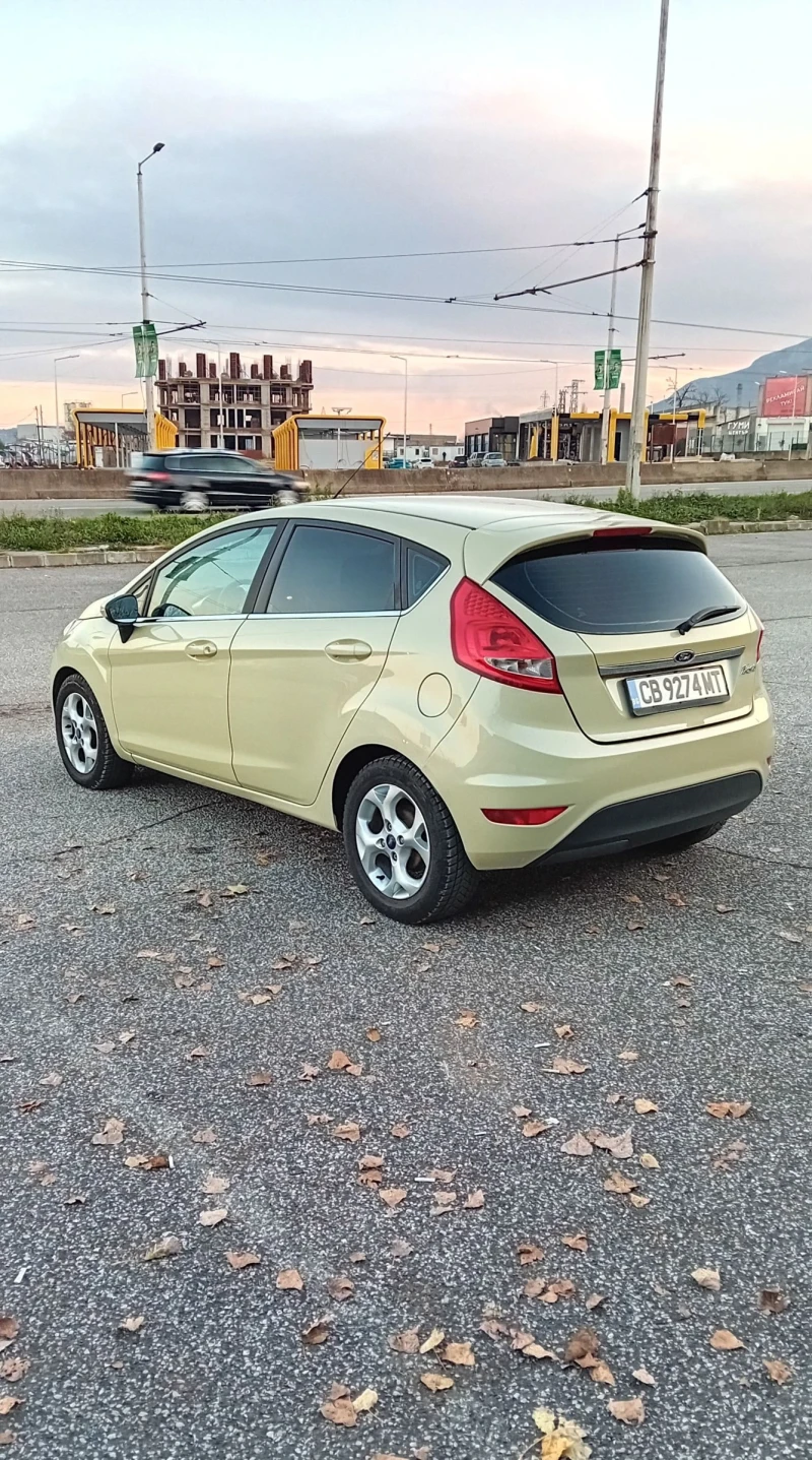 Ford Fiesta 1.6HDI 90ph, снимка 1 - Автомобили и джипове - 48380968