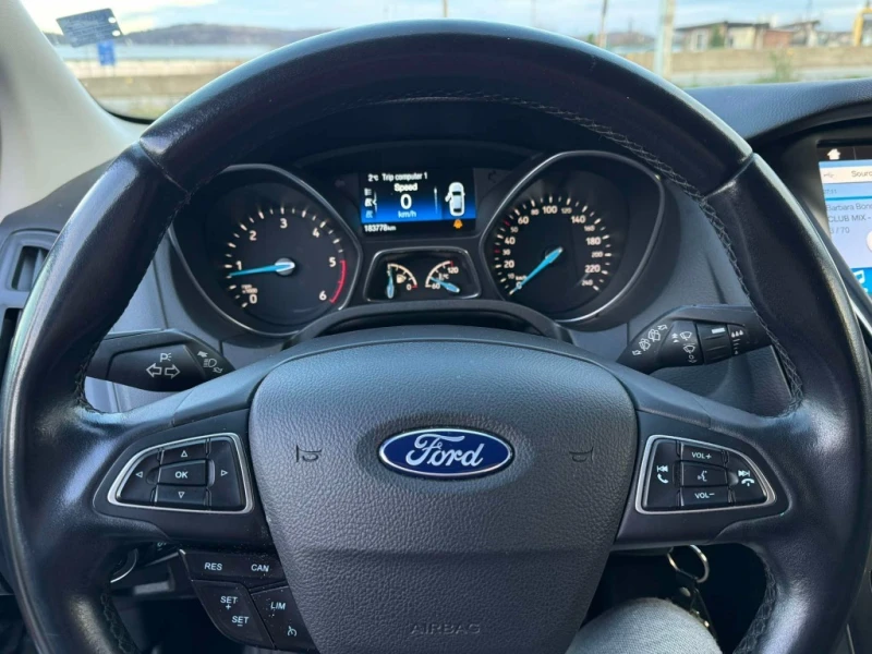 Ford Focus 1.5D, снимка 8 - Автомобили и джипове - 49401323