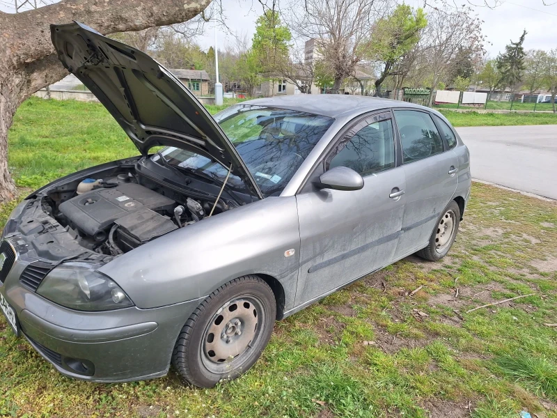 Seat Ibiza, снимка 4 - Автомобили и джипове - 52672124