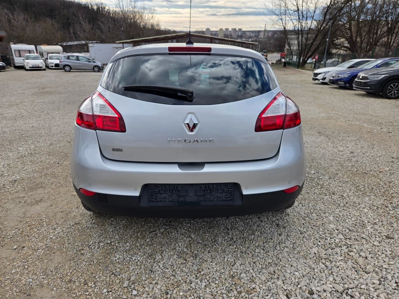 Renault Megane  1.2T 130 k.c Facelift BOSE ШВЕЙЦАРИЯ , снимка 5 - Автомобили и джипове - 50363879