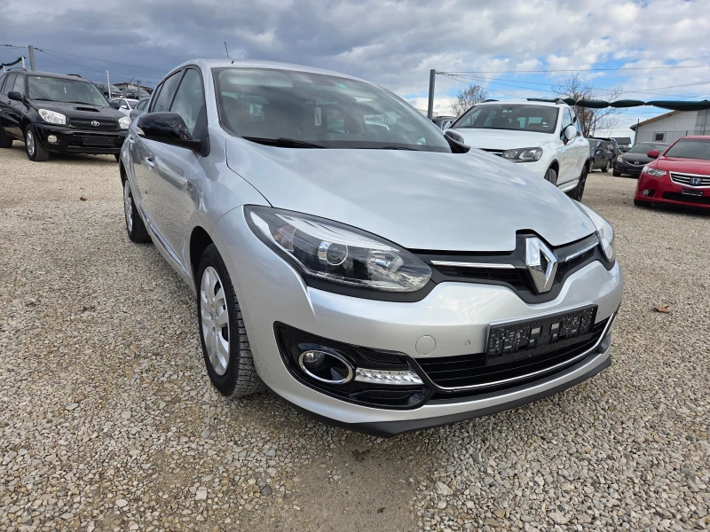 Renault Megane  1.2T 130 k.c Facelift BOSE ШВЕЙЦАРИЯ , снимка 3 - Автомобили и джипове - 50363879