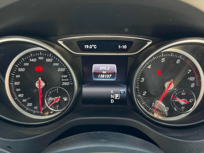 Mercedes-Benz CLA 250 4MATIC* AMG-pack* Night-pack* LED* Подгрев* Камера, снимка 8 - Автомобили и джипове - 52317998