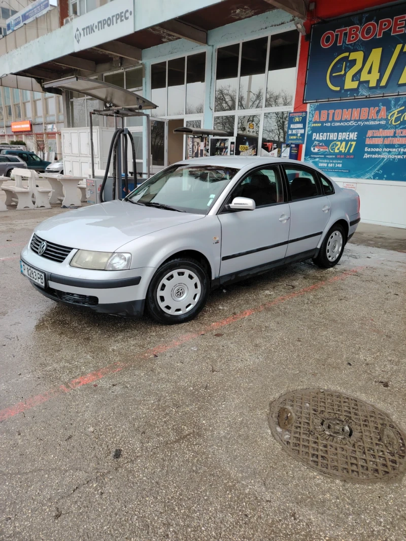 VW Passat 1.8, снимка 2 - Автомобили и джипове - 52791905