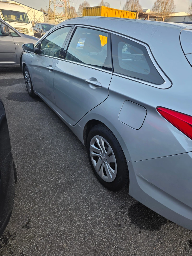 Hyundai I40 1.7 CRDI, снимка 5 - Автомобили и джипове - 52935049