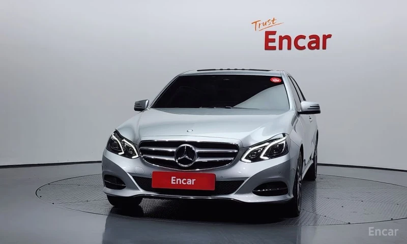 Mercedes-Benz 220, снимка 3 - Автомобили и джипове - 53515311