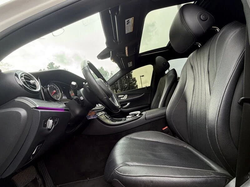 Mercedes-Benz E 300 AMG LINE/BURMESTER/PANORAMA/KEYLESS - изображение 3