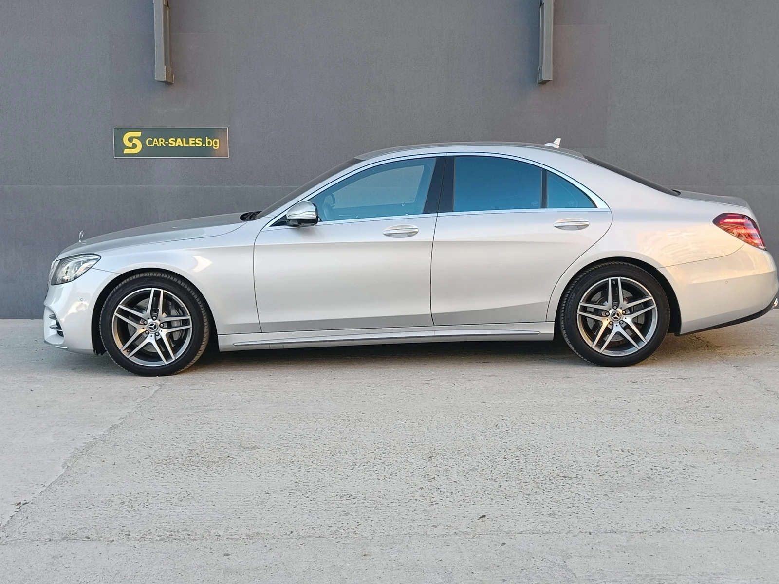 Mercedes-Benz S 560 4.0 4MATIC AMG - изображение 4