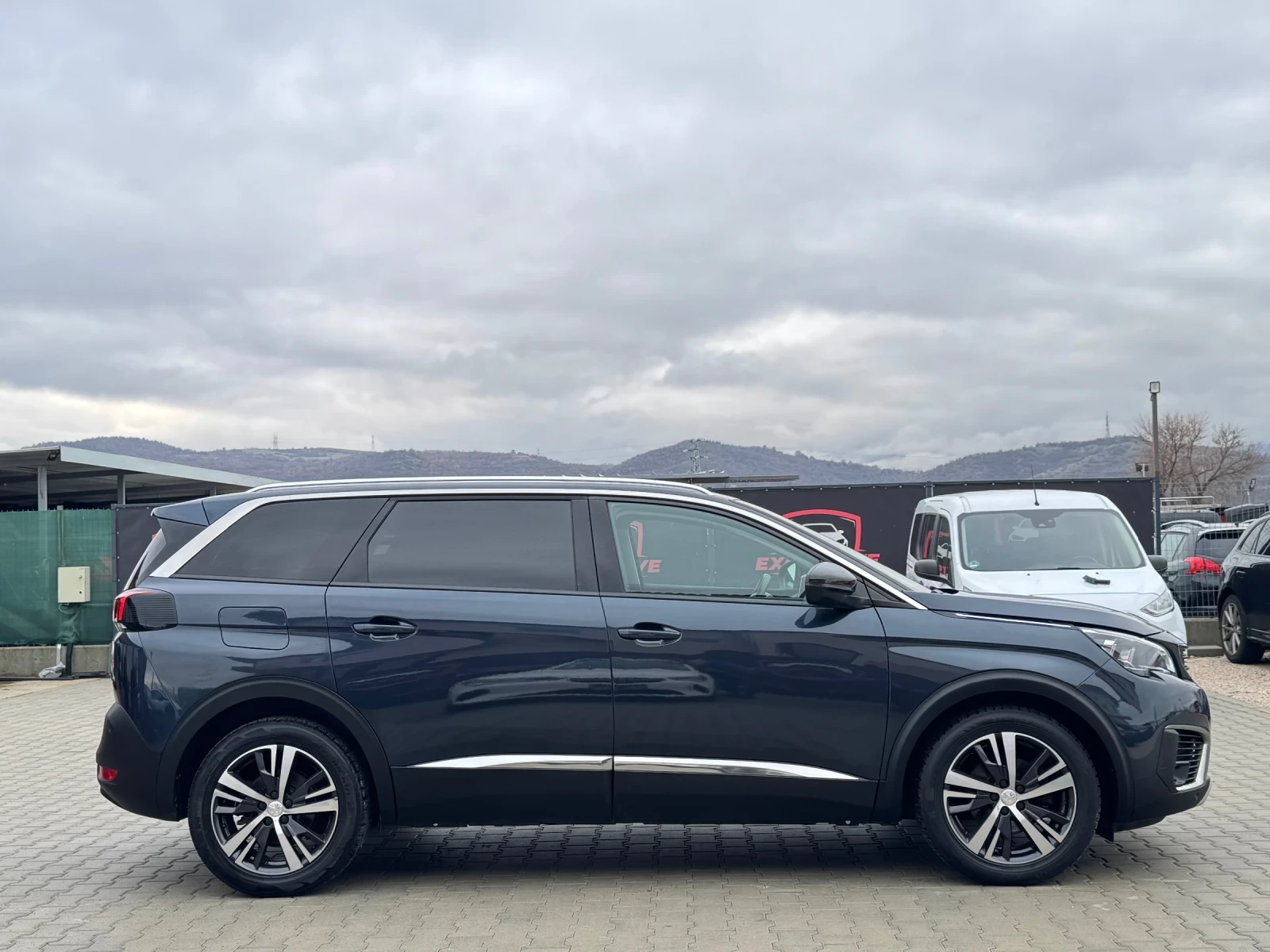 Peugeot 5008 1.6HDI AVTOMAT 7-МЕСТА - изображение 6