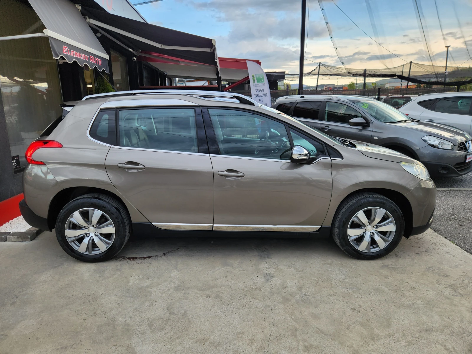 Peugeot 2008 1.6I-120к.с-EURO 5b-АВТОМАТИК-ШВЕЙЦАРИЯ - изображение 5
