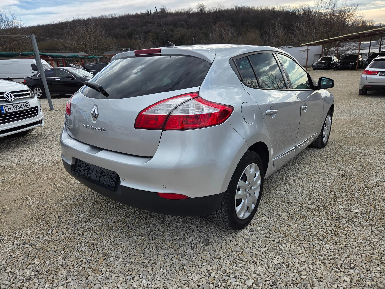 Renault Megane  1.2T 130 k.c Facelift BOSE ШВЕЙЦАРИЯ  - изображение 4