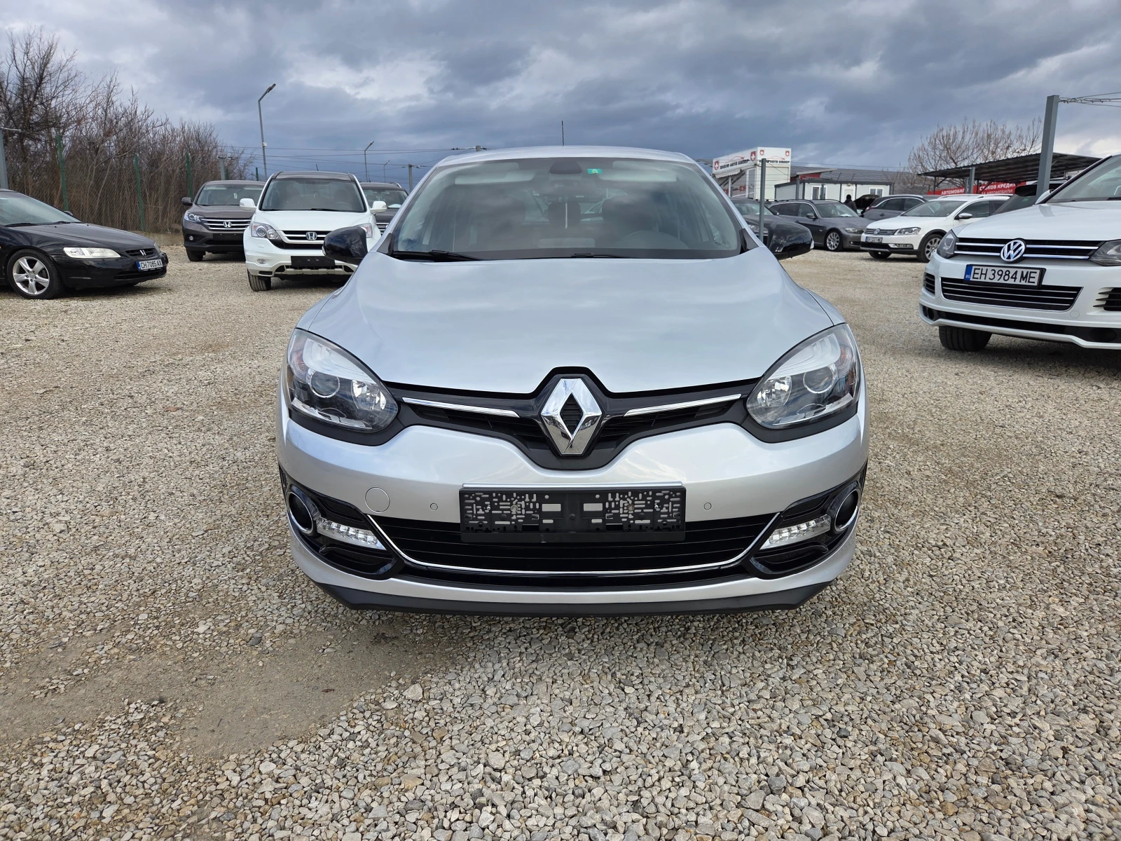 Renault Megane  1.2T 130 k.c Facelift BOSE ШВЕЙЦАРИЯ  - изображение 2