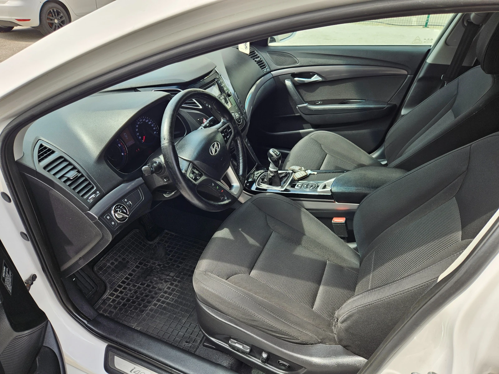 Hyundai I40 1.7CRDI 115кс - изображение 10