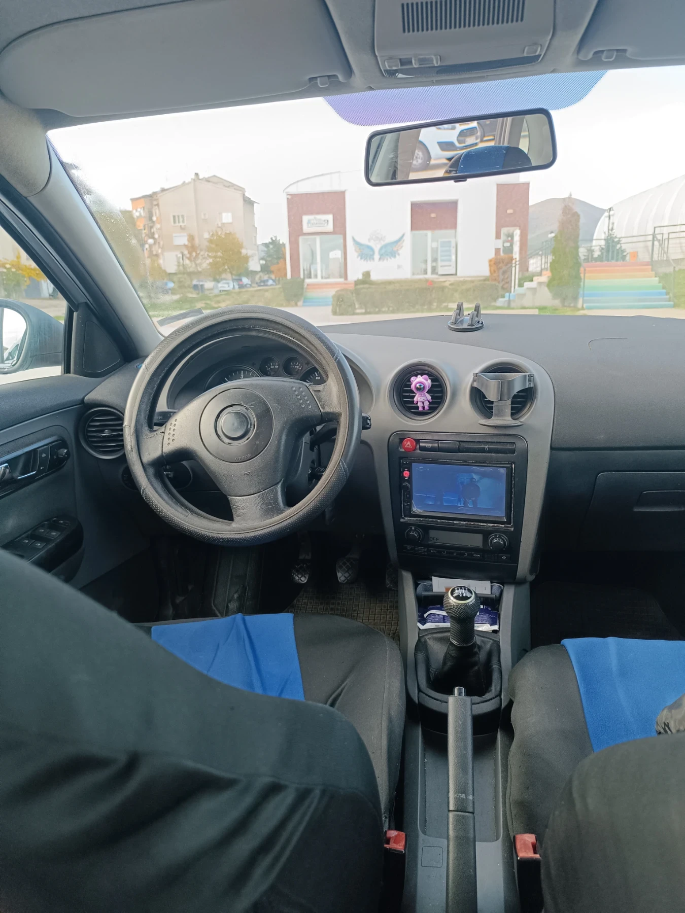 Seat Ibiza  - изображение 10