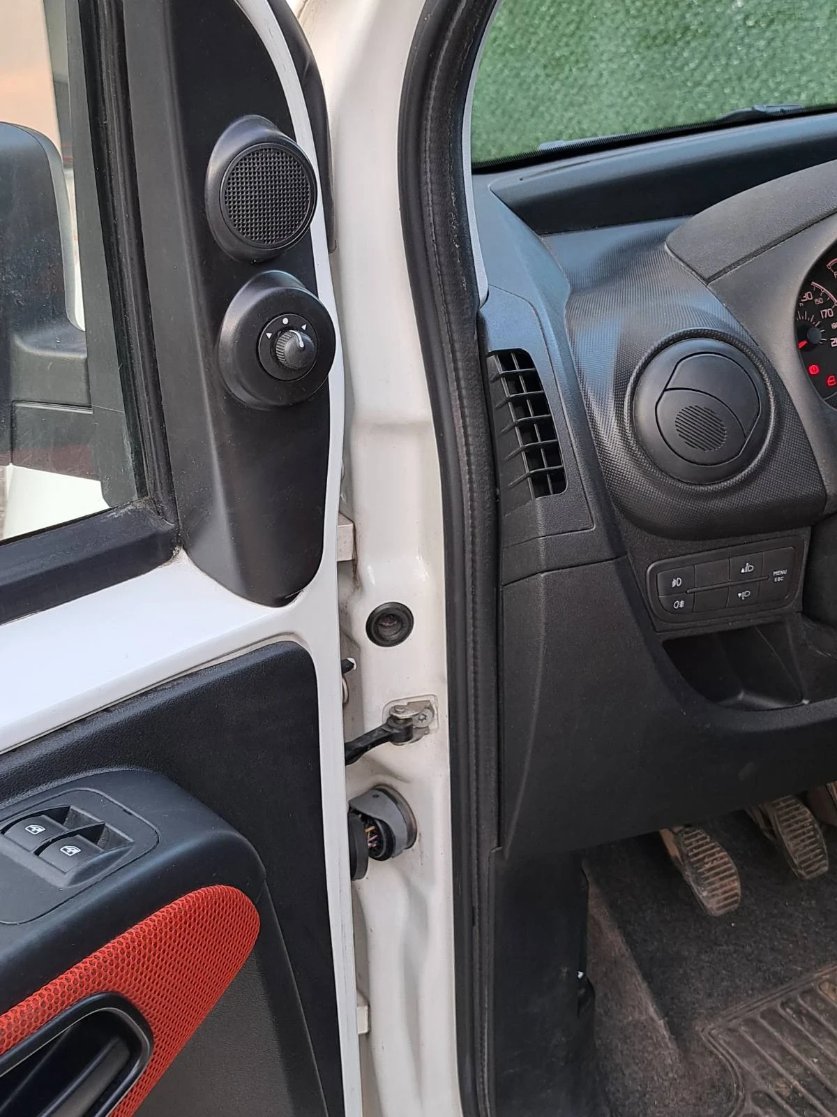 Fiat Qubo 1.3 Multiget 75k.s - изображение 8