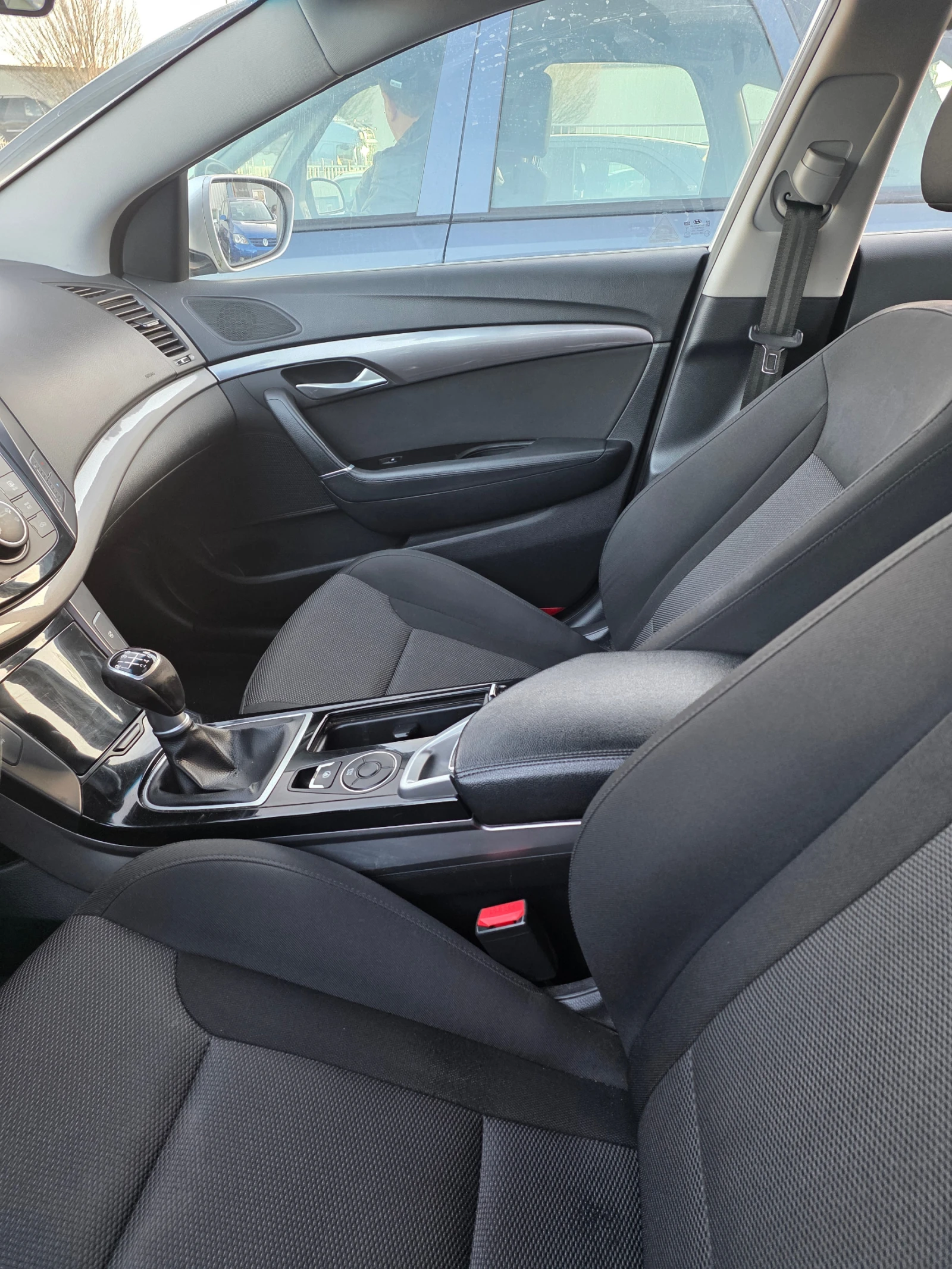 Hyundai I40 1.7 CRDI - изображение 7