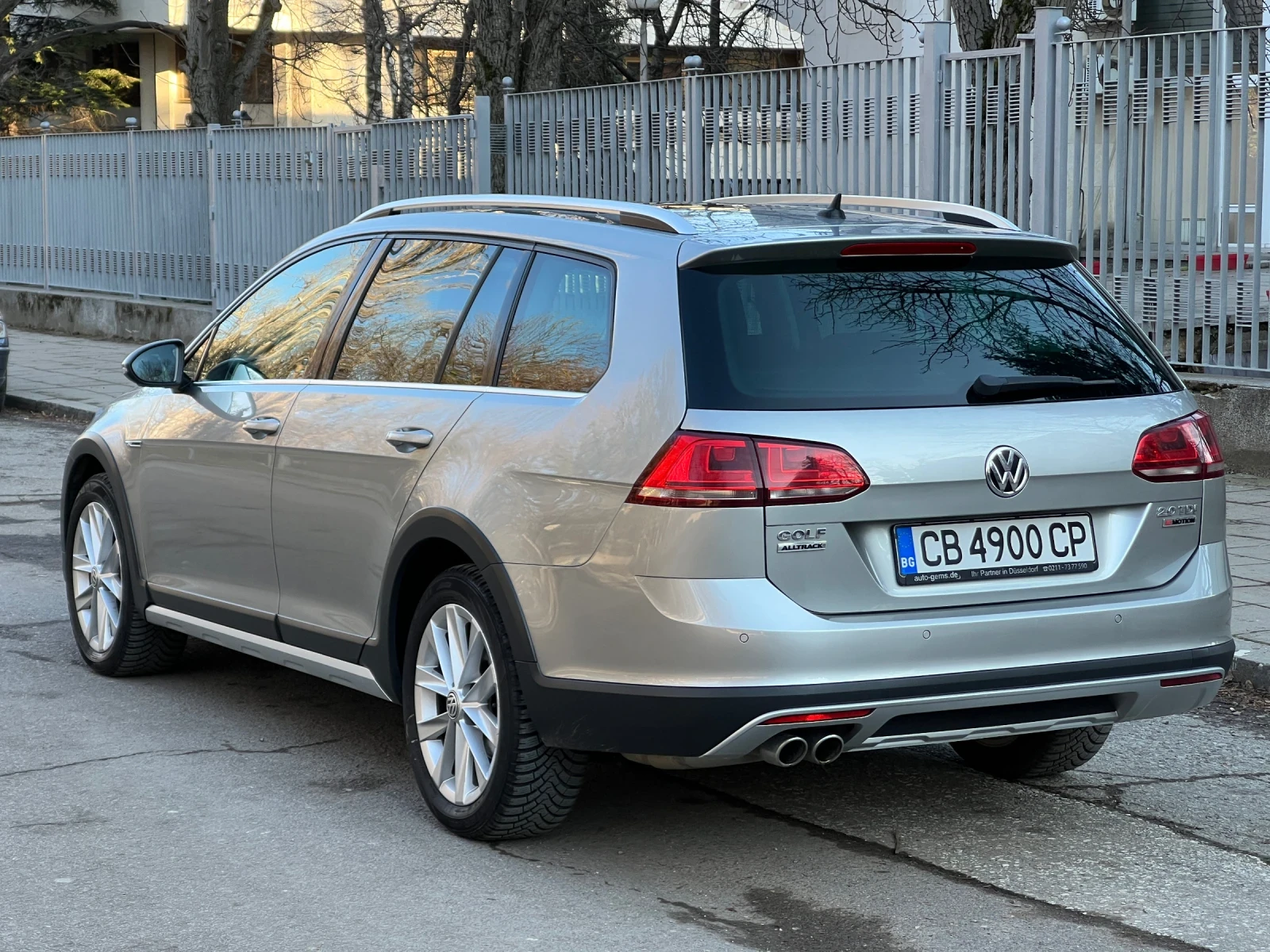 VW Alltrack 2.0TDI-150к.с/ ПЕЧКА/ ПОДГРЕВ/ НАВИ/ПАНОРАМА - изображение 7