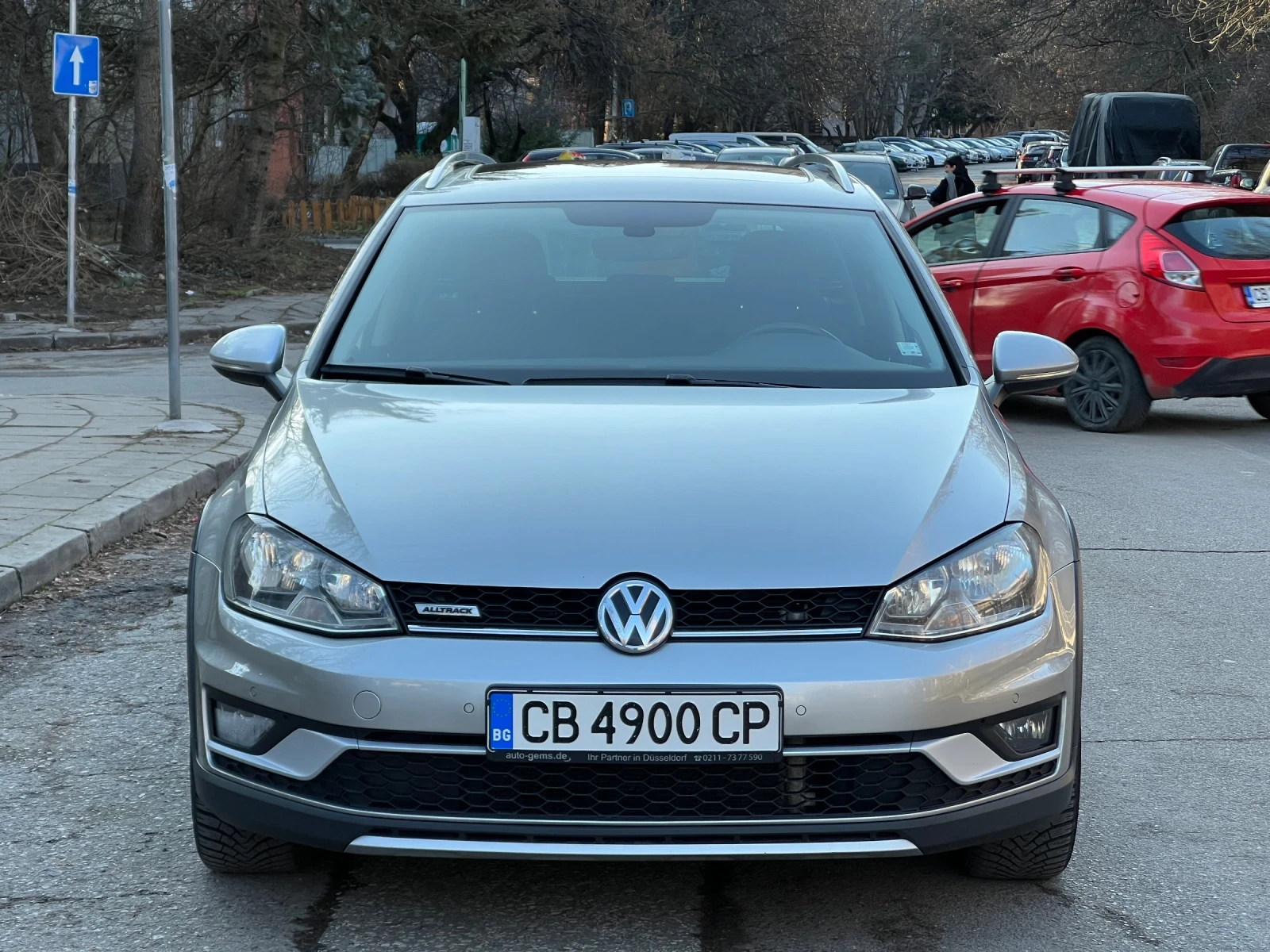 VW Alltrack 2.0TDI-150к.с/ ПЕЧКА/ ПОДГРЕВ/ НАВИ/ПАНОРАМА - изображение 2
