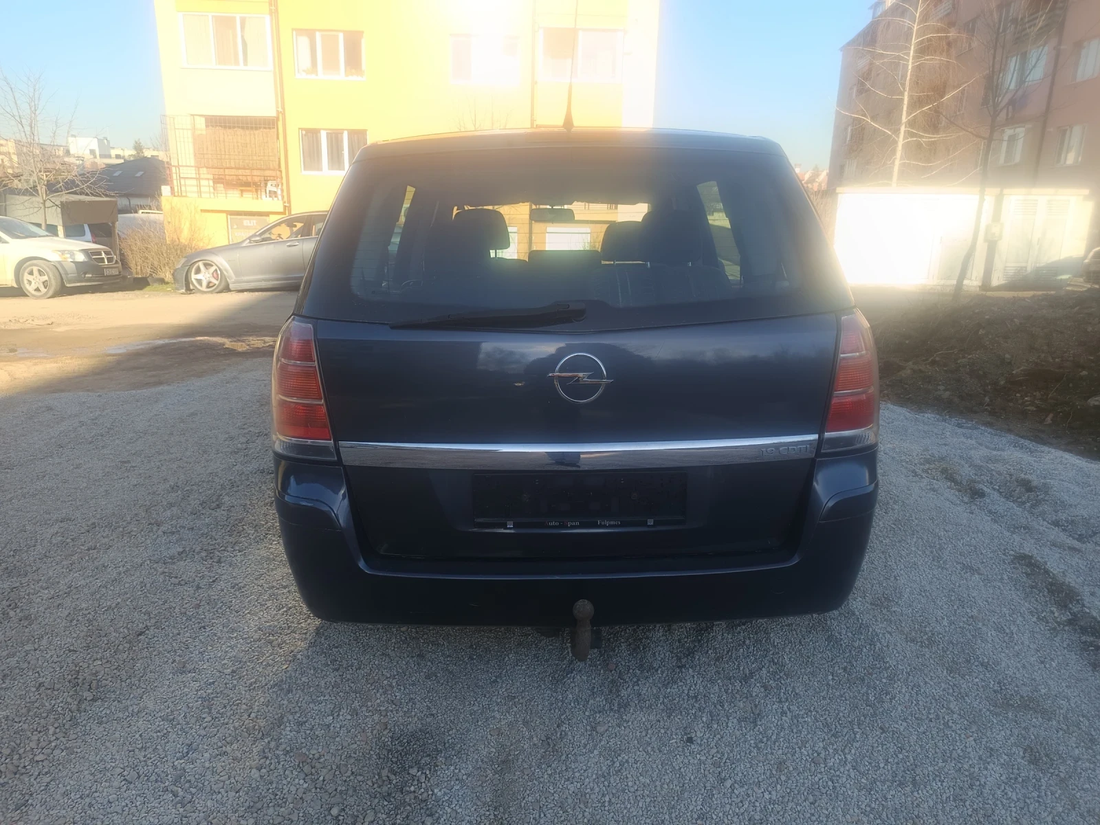 Opel Zafira 7местен, снимка 4 - Автомобили и джипове - 53716317