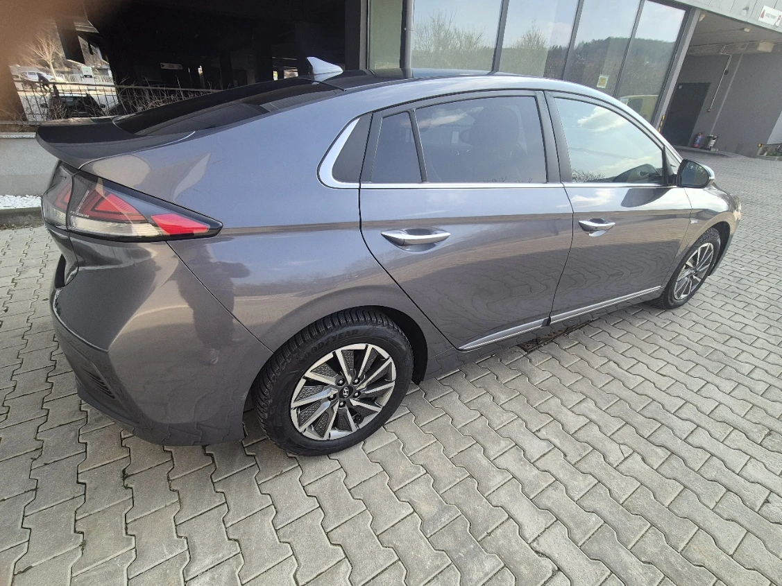 Hyundai Ioniq 38KW Premium - изображение 9