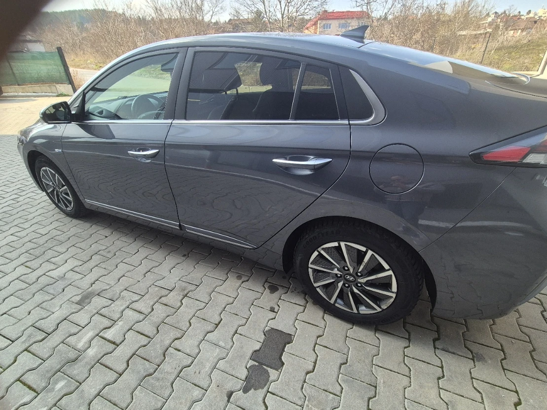 Hyundai Ioniq 38KW Premium - изображение 6