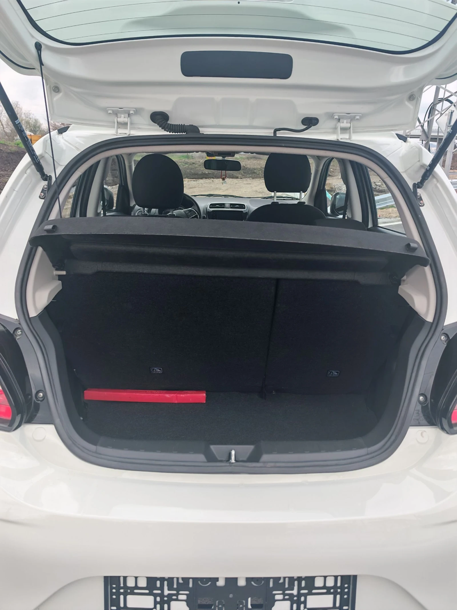 Mitsubishi Space star 1.2i, снимка 15 - Автомобили и джипове - 54041035