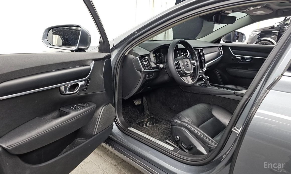 Volvo S90 T5* MOMENTUM* ШИБИДАХ* ПОДГРЕВ* LANE* ASSIST* , снимка 7 - Автомобили и джипове - 54073103
