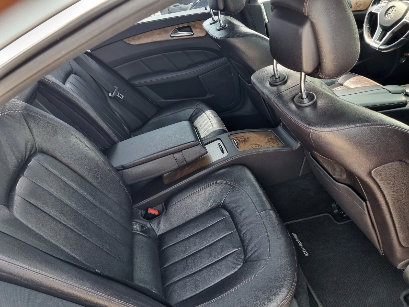 Mercedes-Benz CLS 350 Cdi AMG 265ps, снимка 9 - Автомобили и джипове - 54180485