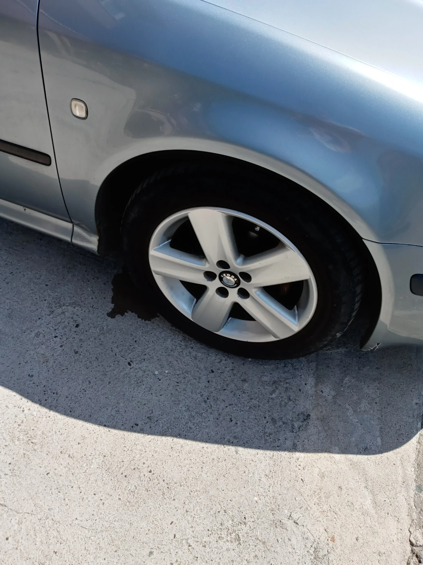 Skoda Octavia 1.6 i, снимка 16 - Автомобили и джипове - 55333627