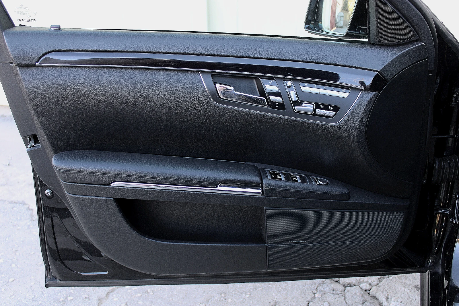 Mercedes-Benz S 350 CDI/BLUETEC/4-MATIC/AMG/DISTRONIC/KEYLESS/KAMERA, снимка 16 - Автомобили и джипове - 55525942