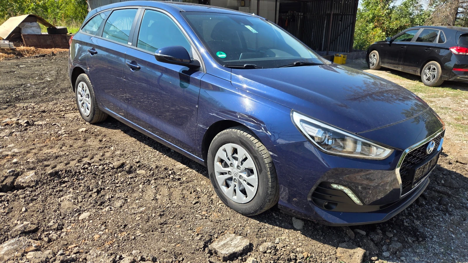 Hyundai I30 1.4 комби, снимка 2 - Автомобили и джипове - 55550748
