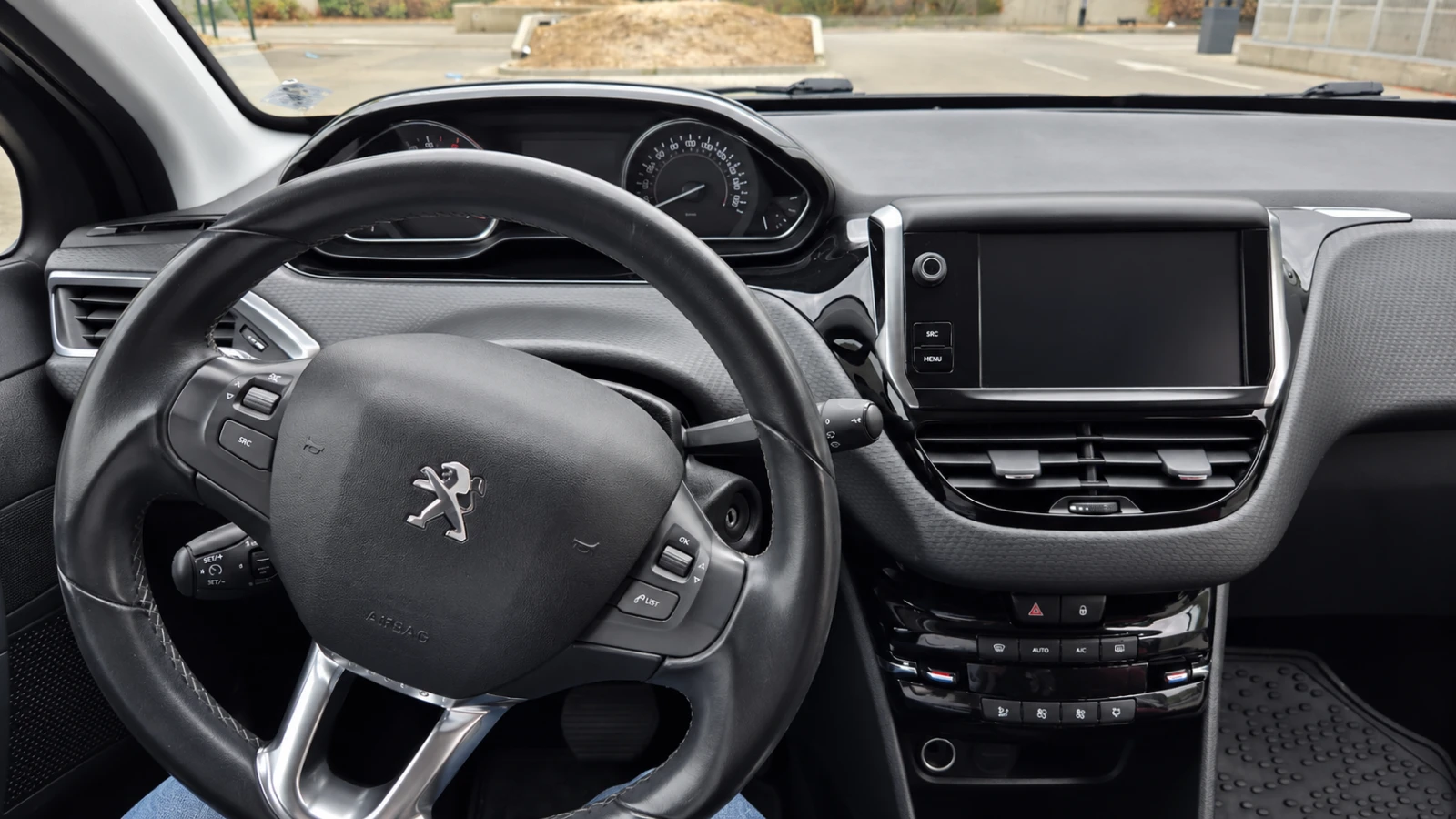 Peugeot 2008, снимка 5 - Автомобили и джипове - 56086769