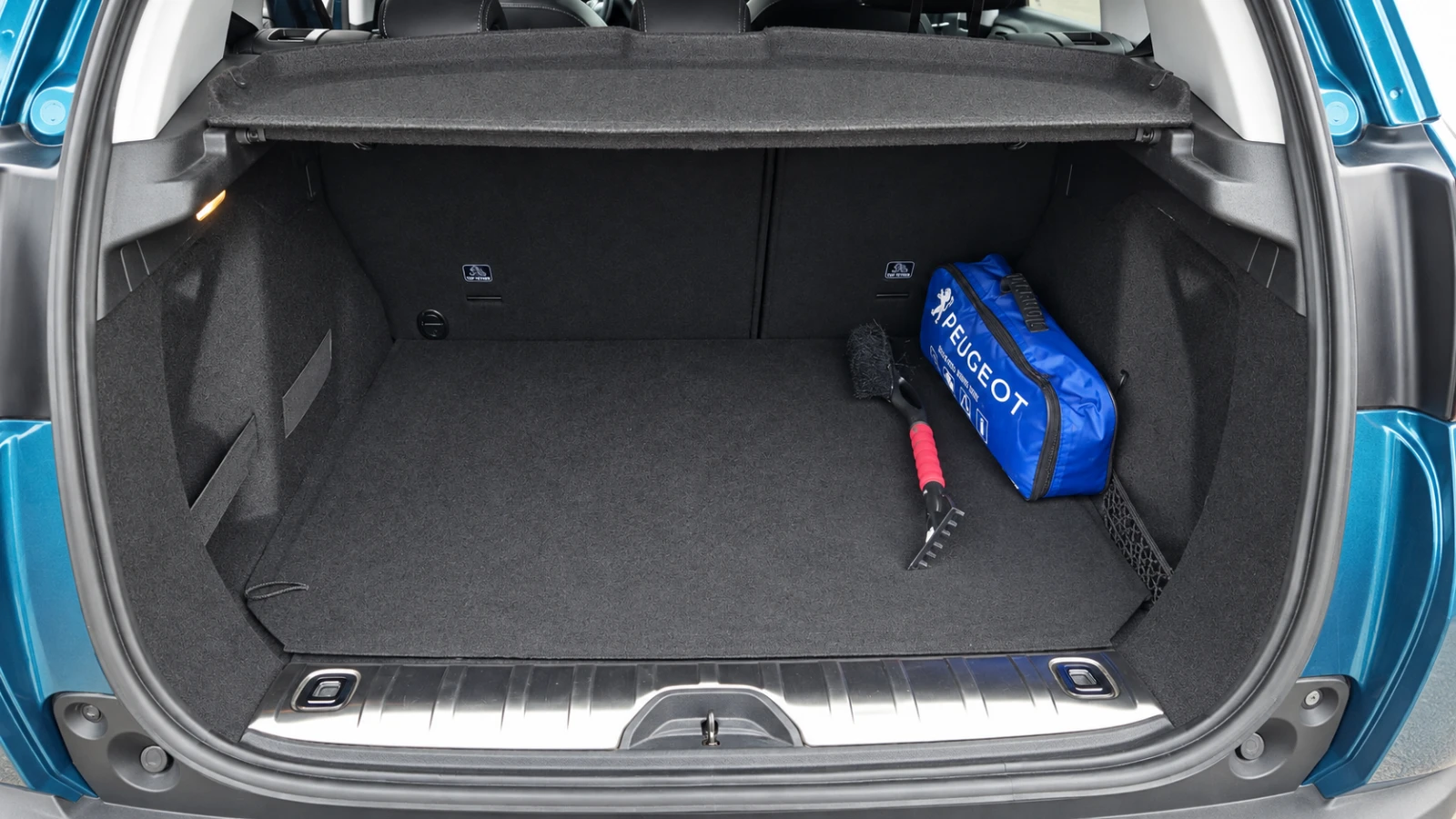 Peugeot 2008, снимка 13 - Автомобили и джипове - 56086769