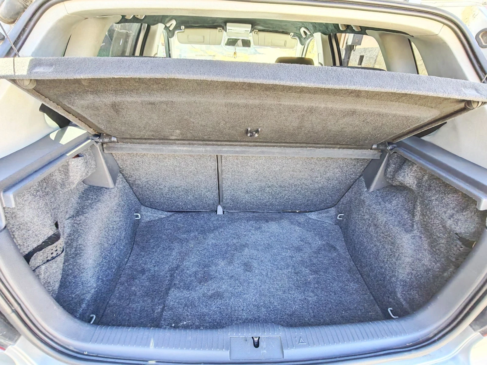 VW Polo, снимка 10 - Автомобили и джипове - 56341742